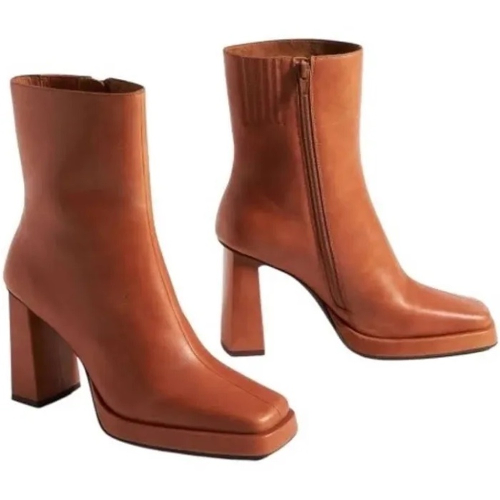 New Jeffrey Campbell Maximal Lo platform ankle boots tan Size: 7